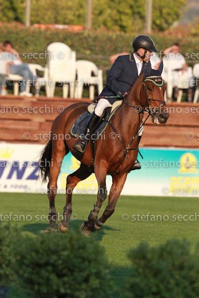 TONALI_ISEA_GIO CAV 2011_SS3_8025.jpg